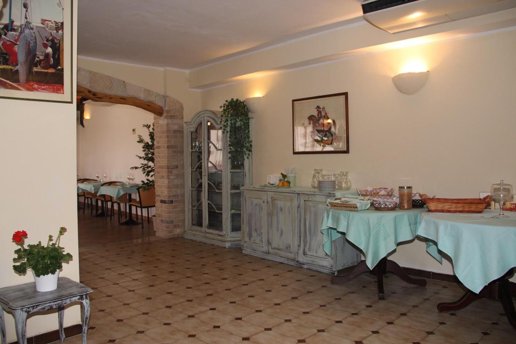 Geranio Rosso Hotel Stintino